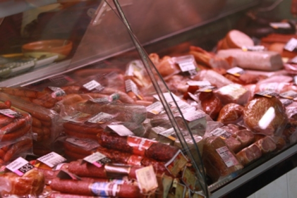 Į ką atkreipti dėmesį renkantis maisto produktus vasarą?