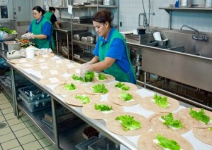 kitchen_help_worker_220860