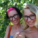 Aš ir mano vyresnėlė (23 m.), kuri gyvena ir mokosi Škotijoje