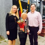 Rūta Miklovienė ir ambasadorius Eitvydas Bajarūnas su viena iš veikliausių lietuvių bendruomenės narių – Terese Būgiene