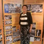 Viename iš parodos stendų savo nuotrauką rado VI dainų šventės solistė A. Pakalniškytė.