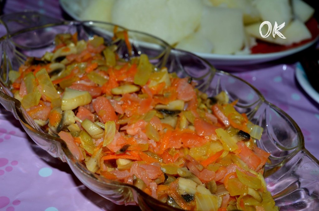 Lašisa su daržovėmis ir grybais