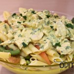 Vištienos salotos su makaronais