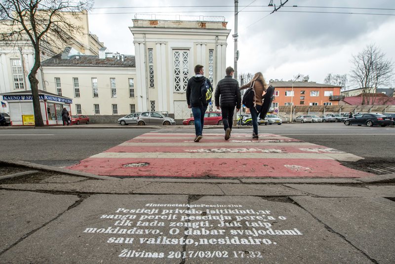 Kaunas pasirinko originalų būdą kovoti su pėsčiųjų neatsargumu