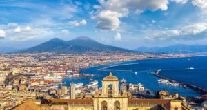 Neapolis: išskirtinės panoramos, turtinga istorija ir pasaulyje garsi virtuvė