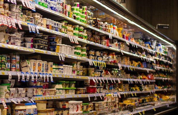 Iš prekybos vietų atšaukiama beveik 400 tonų pieno produktų