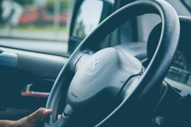 „Peugeot“ automobiliai: kokiems žmonėms jie tinkamiausi?