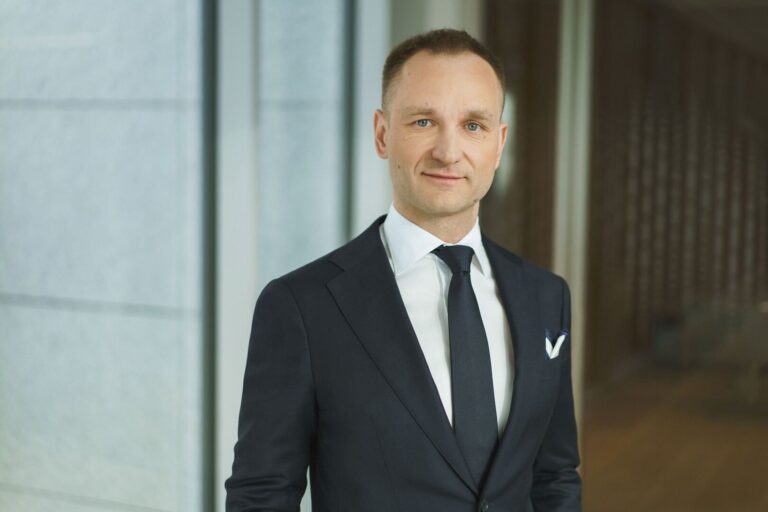 Pajūryje veikiančių verslų bėdos: ištirpę ledai, suniokotas būstas, susidūrę laivai