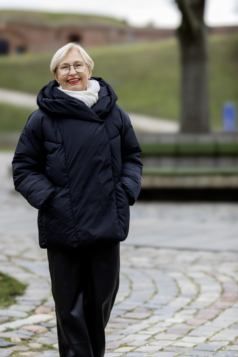Šeimas, auginančias vaikus su negalia, kviečia sekti naujienas: netrukus bus galima siųsti anketas delfinų terapijai gauti
