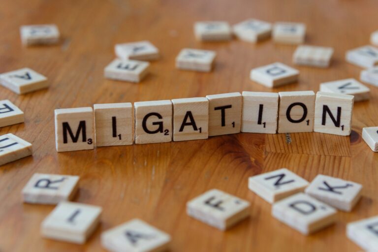 Emigracija dėl atlyginimo: ar ji vis dar apsimoka 2026-aisiais?